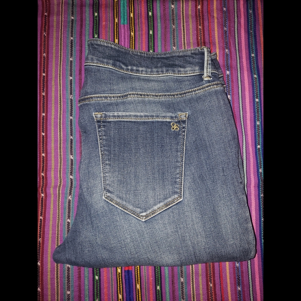Jessica Simpson Jeans - Picture 3 of 3